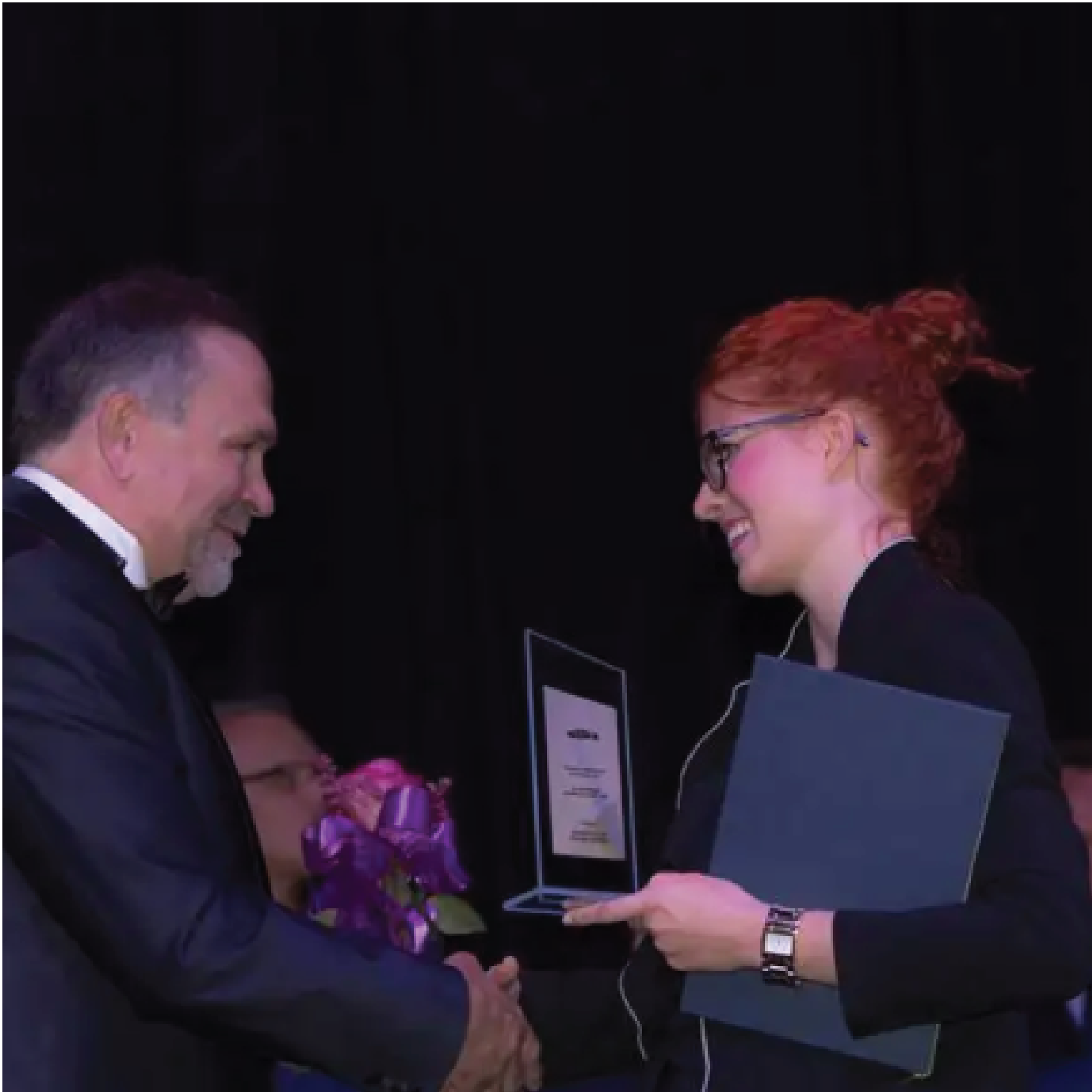 starsze osoby w polu